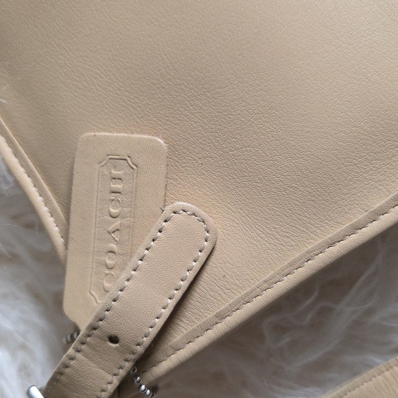 Coach Vintage Mini Slim Hippie Flap Crossbody - Picture 3 of 13